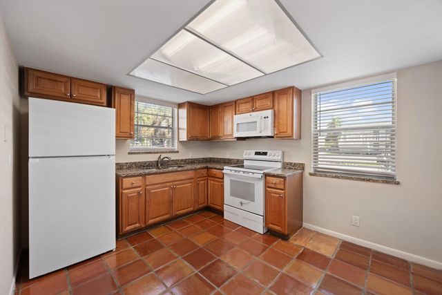 2707 VANDIVER Drive 1, West Palm Beach, FL 33409