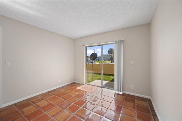2707 VANDIVER Drive 1, West Palm Beach, FL 33409