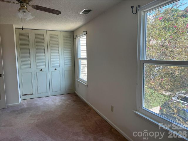 9762 Old Gate Drive, Matthews, NC 28105
