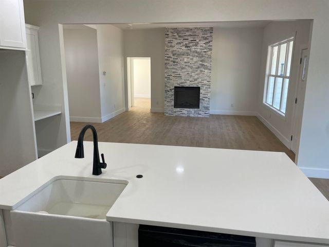 4018 CHESNEE HWY, Chesnee, SC 29323