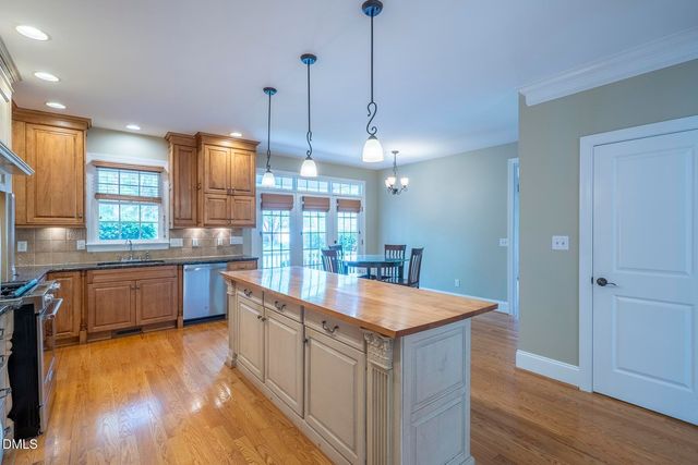 116 Celtic Circle, Chapel Hill, NC 27516