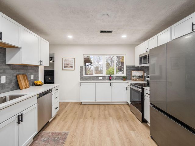 751 Liberty Road, Delaware, OH 43015