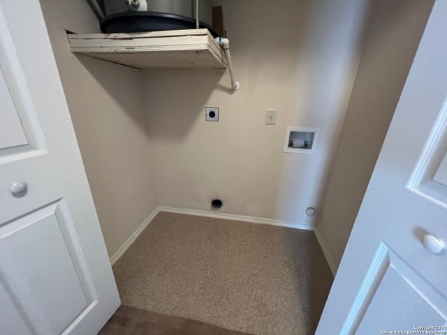 810 Station St Apt 4, Converse, TX 78109