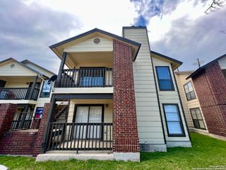 810 Station St Apt 4, Converse, TX 78109