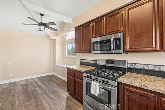 440 Huyler Lane C, Simi Valley, CA 93065