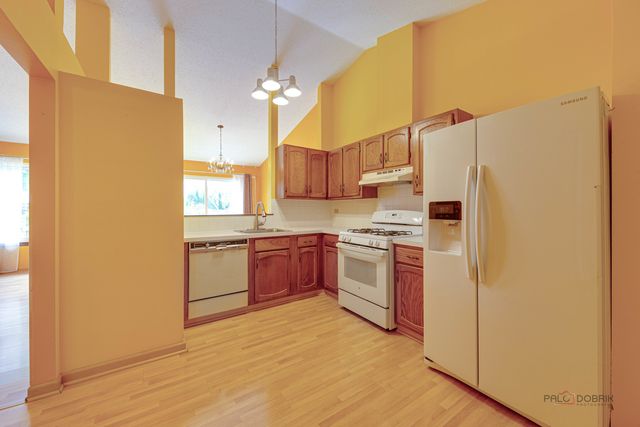 503 Lasalle Lane, Buffalo Grove, IL 60089
