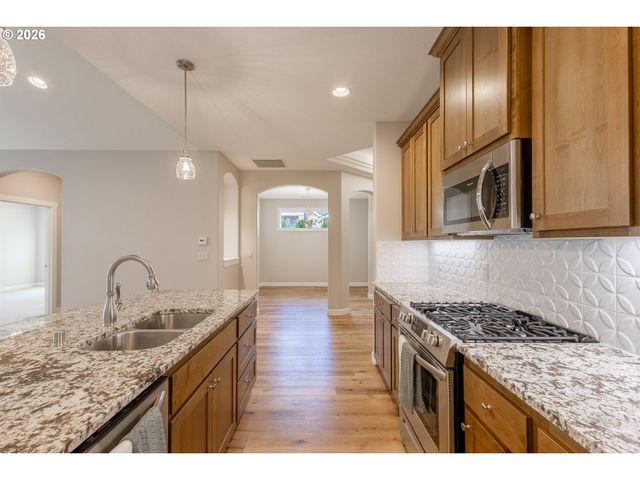 17322 Ne 17TH Ave, Ridgefield, WA 98642
