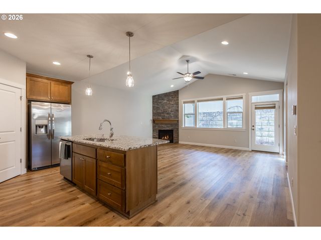 17322 Ne 17TH Ave, Ridgefield, WA 98642