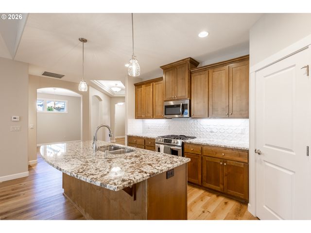 17322 Ne 17TH Ave, Ridgefield, WA 98642