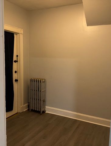 44 Belmont Ave, Springfield, MA 01108