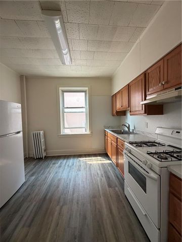 222 South 15th Street 2, Allentown City, PA 18102