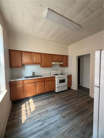 222 South 15th Street 2, Allentown City, PA 18102