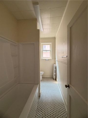 222 South 15th Street 2, Allentown City, PA 18102