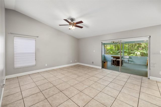 1154 DEER LAKE CIRCLE, Apopka, FL 32712