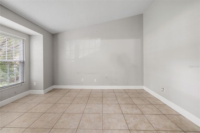 1154 DEER LAKE CIRCLE, Apopka, FL 32712