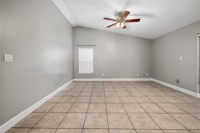 1154 DEER LAKE CIRCLE, Apopka, FL 32712