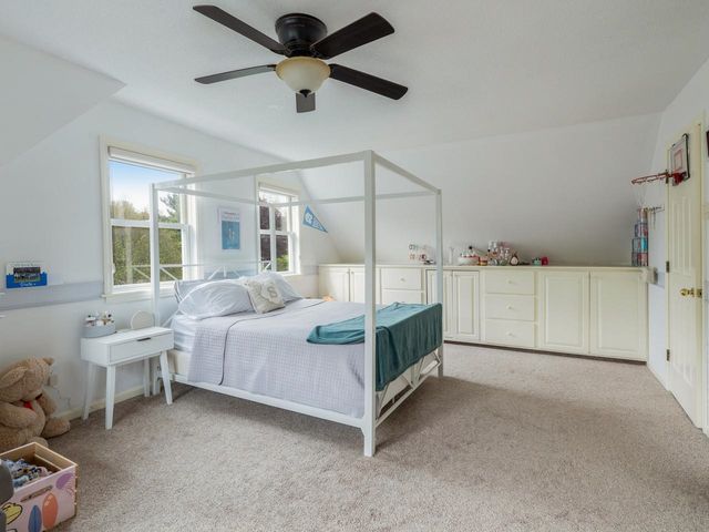 113 Maplewood Drive, Shelburne, VT 05482