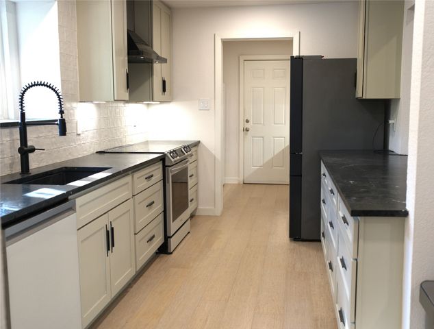 2213 Clearhaven Drive, Garland, TX 75040