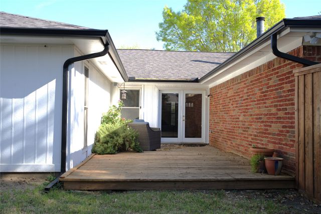 2213 Clearhaven Drive, Garland, TX 75040