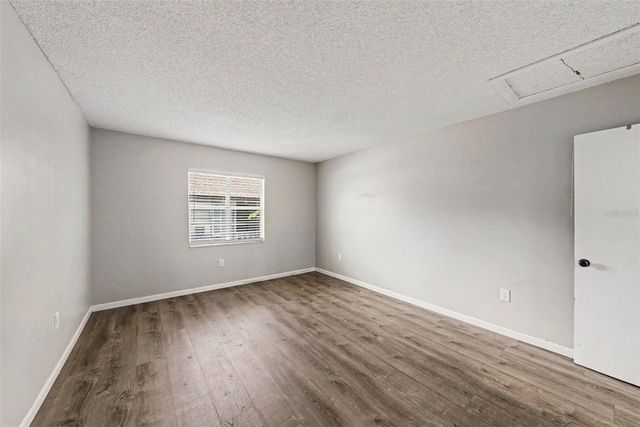 9208 N CONNECHUSETT ROAD D, Tampa, FL 33617