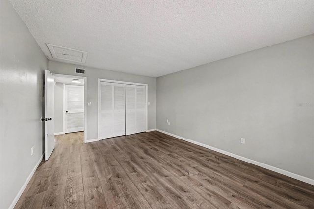 9208 N CONNECHUSETT ROAD D, Tampa, FL 33617