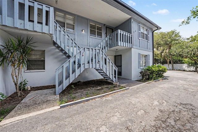 9208 N CONNECHUSETT ROAD D, Tampa, FL 33617