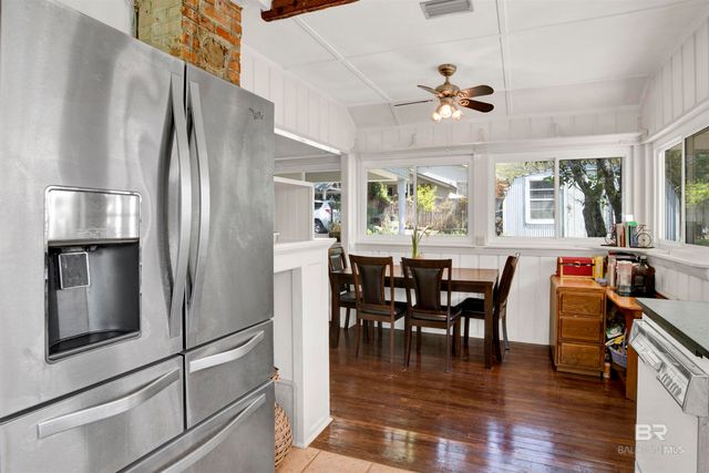 662 Fairhope Avenue, Fairhope, AL 36532