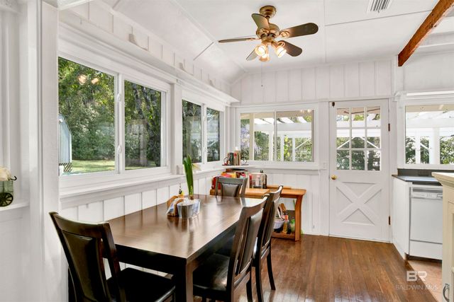 662 Fairhope Avenue, Fairhope, AL 36532