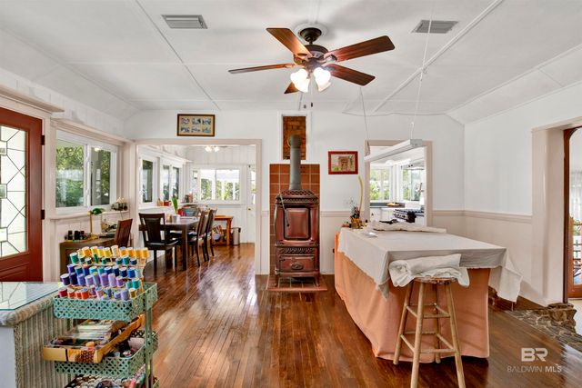 662 Fairhope Avenue, Fairhope, AL 36532