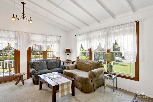 662 Fairhope Avenue, Fairhope, AL 36532