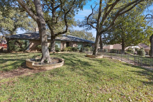 805 Newport Road, Fort Worth, TX 76120