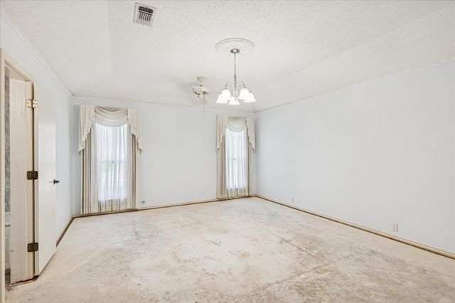 805 Newport Road, Fort Worth, TX 76120