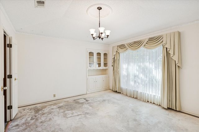 805 Newport Road, Fort Worth, TX 76120