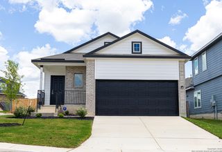 211 Antelope Valley, San Antonio, TX 78245