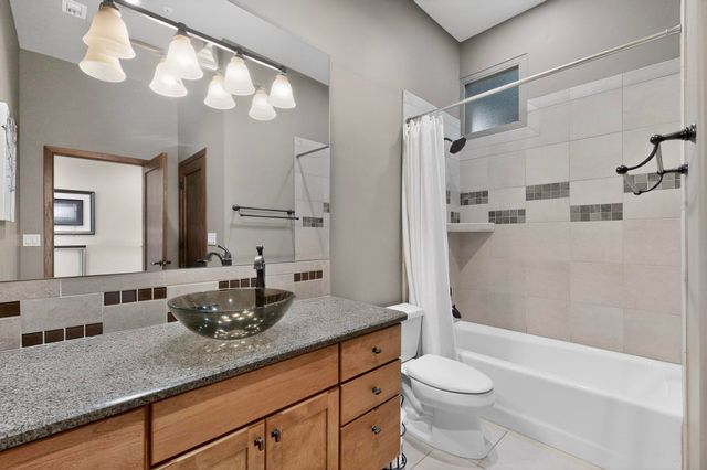 3339 Central Avenue NE 309, Albuquerque, NM 87106