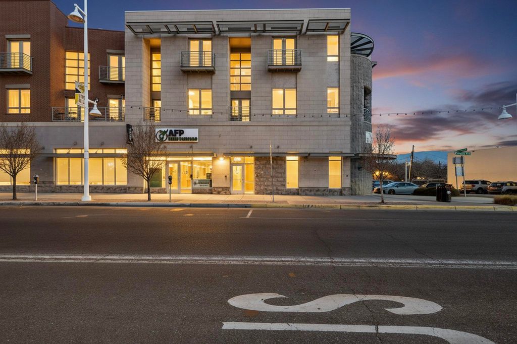 3339 Central Avenue NE 309, Albuquerque, NM 87106