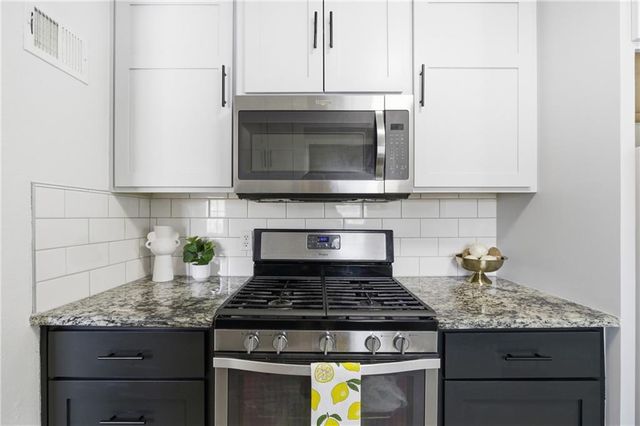 8814 Slater Street, Overland Park, KS 66212