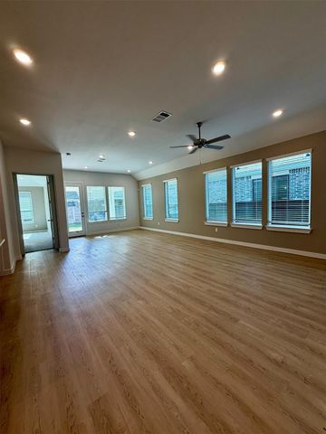 1131 Connecting Way, Richmond, TX 77406
