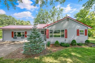 2663 Huntly Rd, Niles, MI 49120