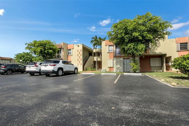 9370 W Flagler St 209A, Miami, FL 33174