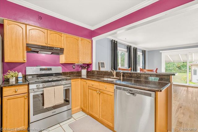 1750 Regene Street, Westland, MI 48186