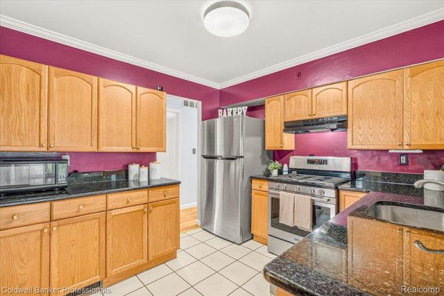 1750 Regene Street, Westland, MI 48186