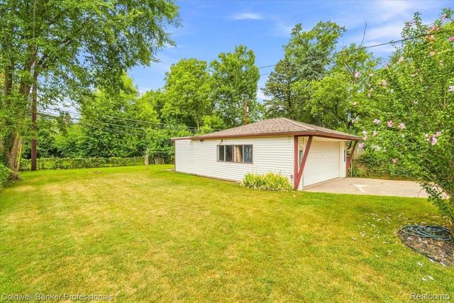 1750 Regene Street, Westland, MI 48186