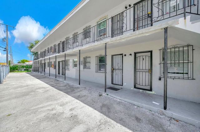 6901 NW 8th Avenue 1, Miami, FL 33150