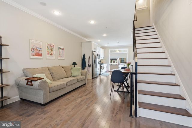 1746 WATERLOO ST, Philadelphia, PA 19122