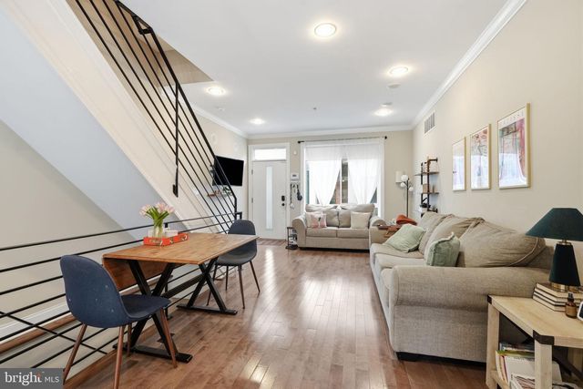 1746 WATERLOO ST, Philadelphia, PA 19122
