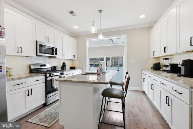 1746 WATERLOO ST, Philadelphia, PA 19122