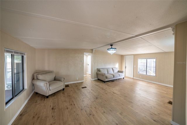 105 NE 66TH COURT, Ocala, FL 34470