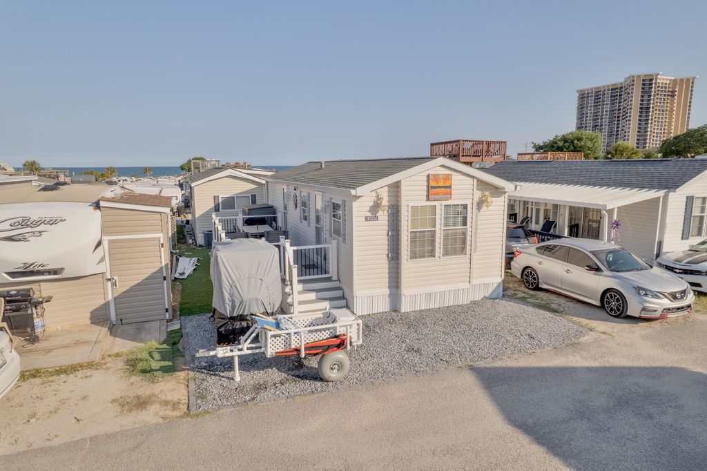 9700 Kings Rd., Myrtle Beach, SC 29572 — exterior
