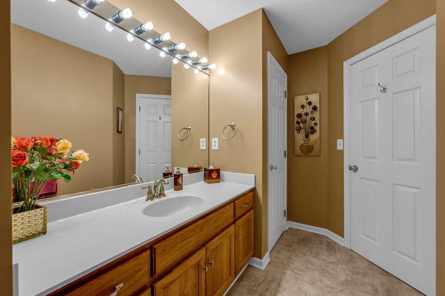 1056 Taborlake Drive, Lexington, KY 40502